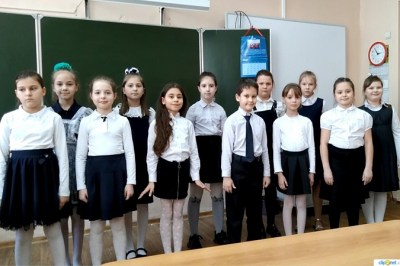 Он-лайн поздравление студии «Сюрприз» с Международным женским днем