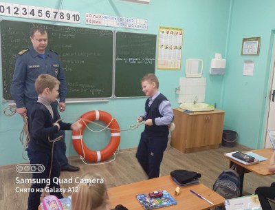 Акция «Осторожно, тонкий лёд»