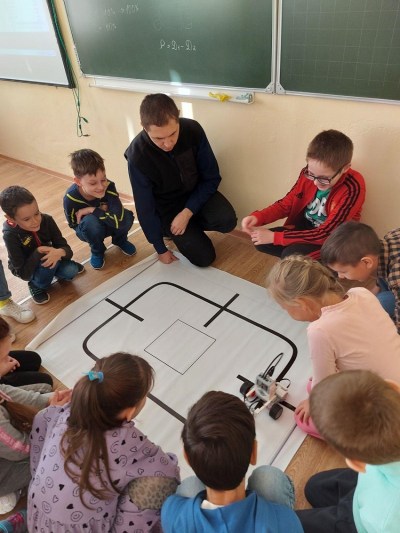 Мастер-класс «Знакомство с конструктором Lego EV3»