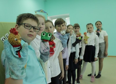 Показ кукольного спектакля «Про друзей»
