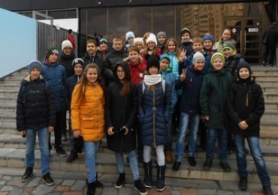 Коллективный поход в кино