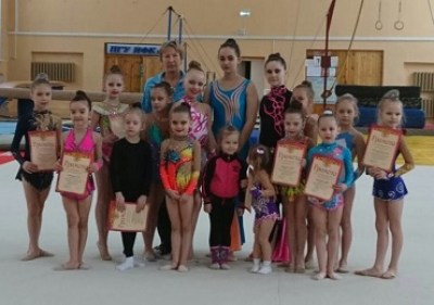 «Праздник мам» в объединении «Художественная гимнастика», посвященный Международному женскому дню 8 марта 